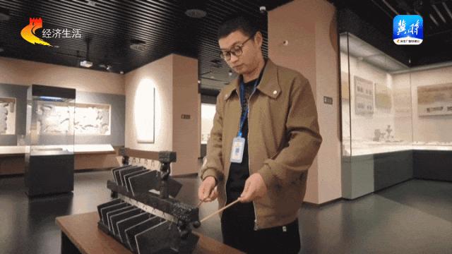 DƬ